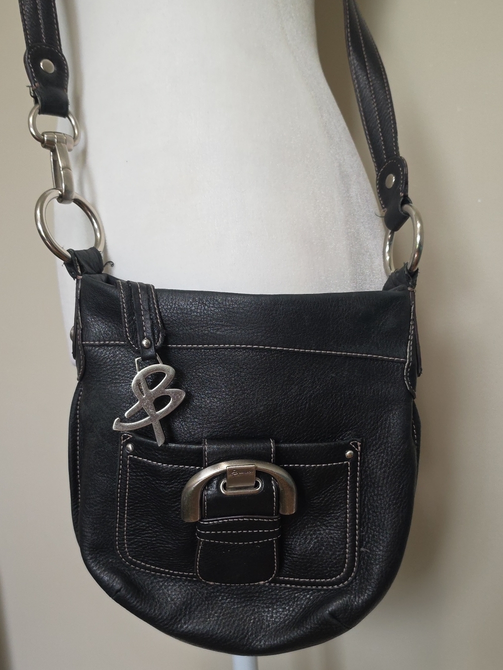 B. Makowsky Black Pebbled Leather Crossbody Bag - Excellent Condition